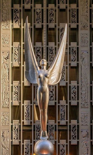 les statuettes de la période art déco