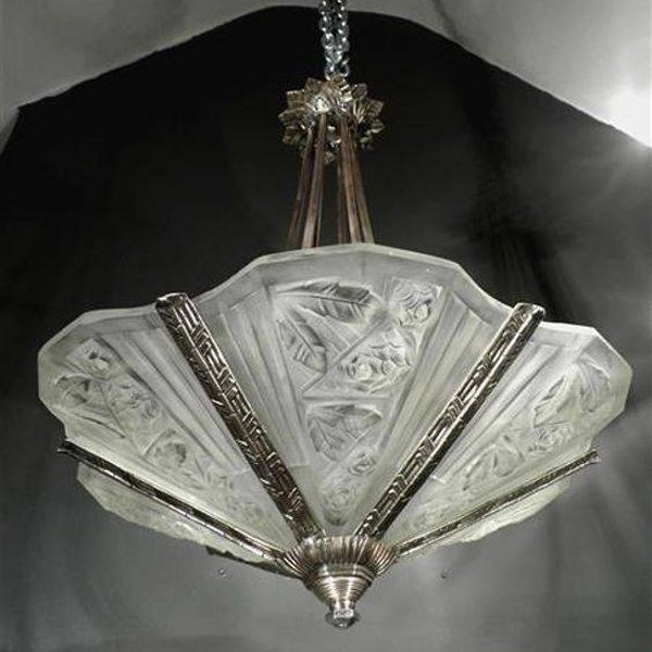 lampes et luminaire style art deco