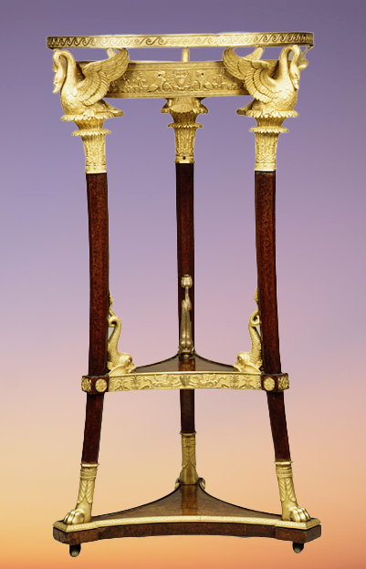 très joli guéridon de style empire