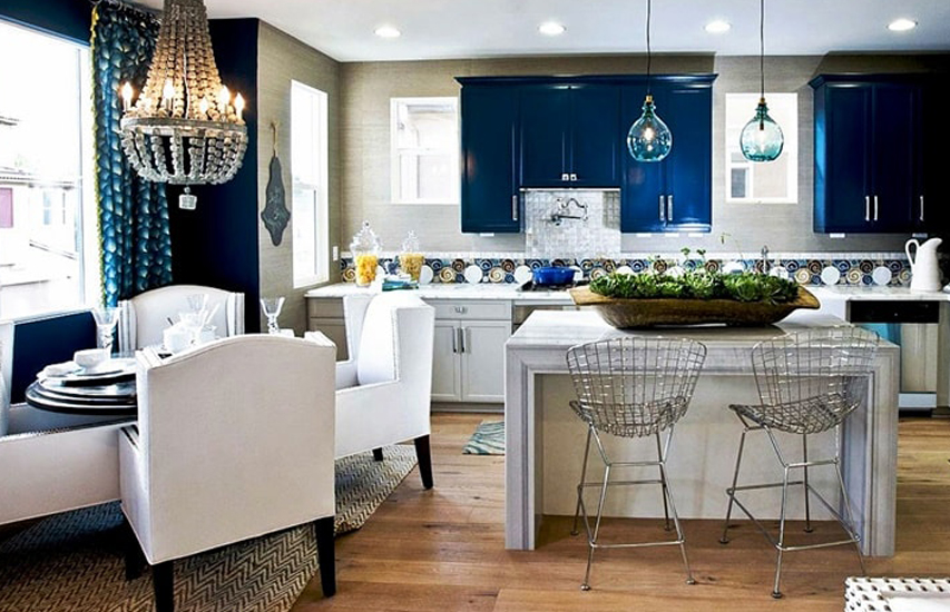 Intemporelle, elle peut s’utiliser un peu partout dans la maison, aussi bien dans un intérieur contemporain que classique, on peut la placer dans la cuisine, la chambre, dans le canapé du salon.