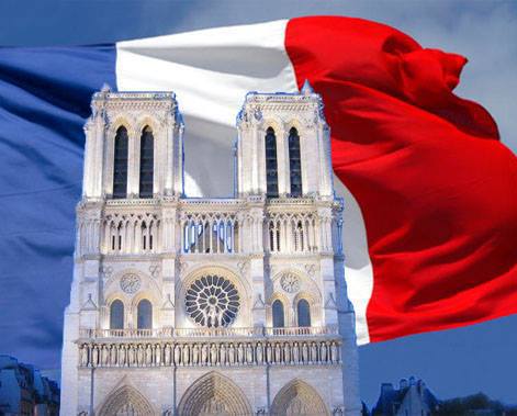 La France Unie pour la Sauvegarde De Notre Dame De Paris, Merci mon dieu